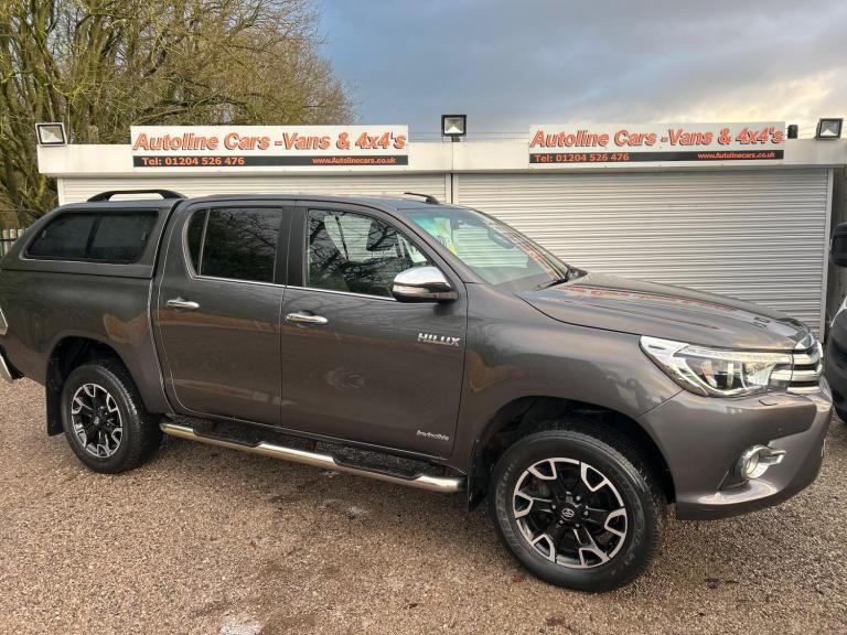2017 Toyota Hilux 2.4 D-4D Invincible X Auto 4WD Euro 6 4dr (TSS, 3.5t) PICK UP Diesel Automatic