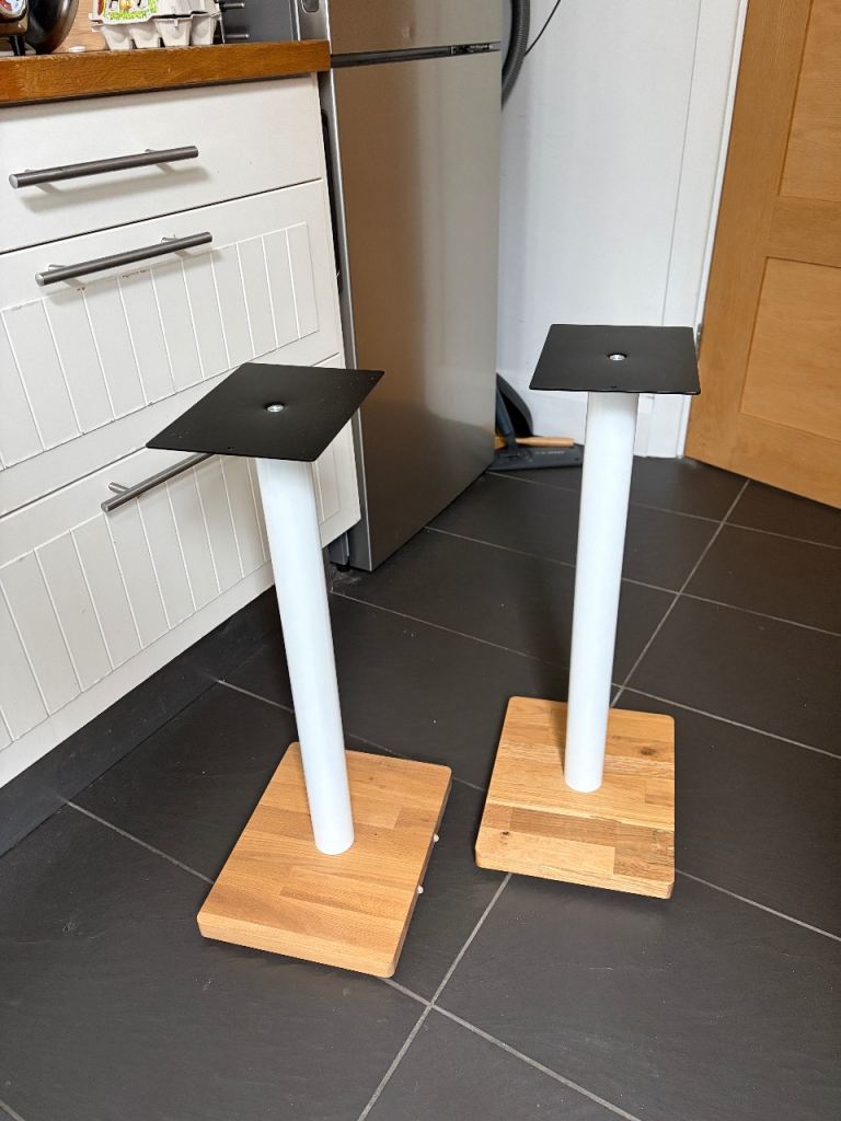 Atacama Cyclone 6 speaker stands with Atabites filler