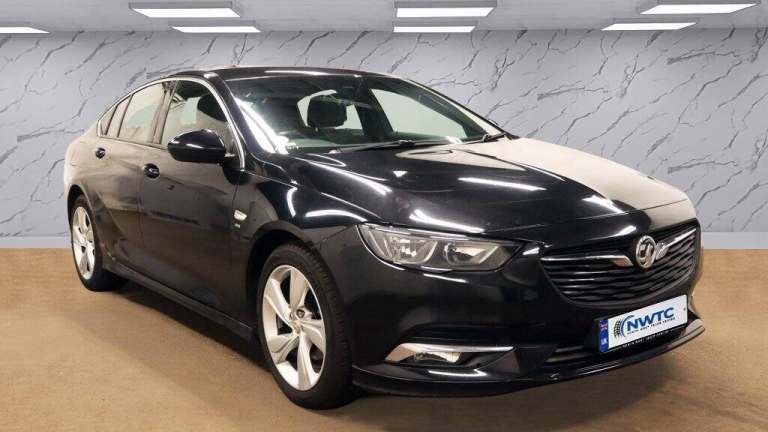 2019 Vauxhall Insignia 1.5T SRi Vx-line Nav 5dr Auto HATCHBACK PETROL Automatic