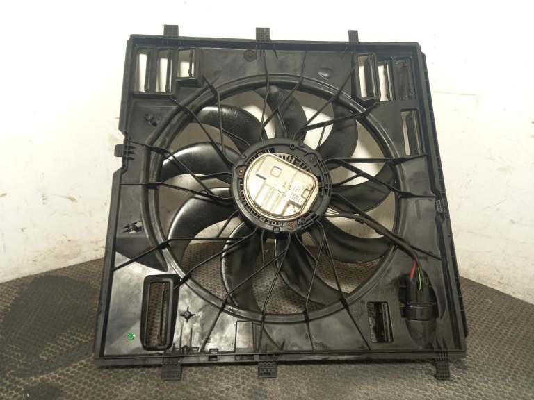 Mercedes Sprinter Radiator Cooling Fan 2018-2021 2.0l Om654.920 Mu3 A9079064600