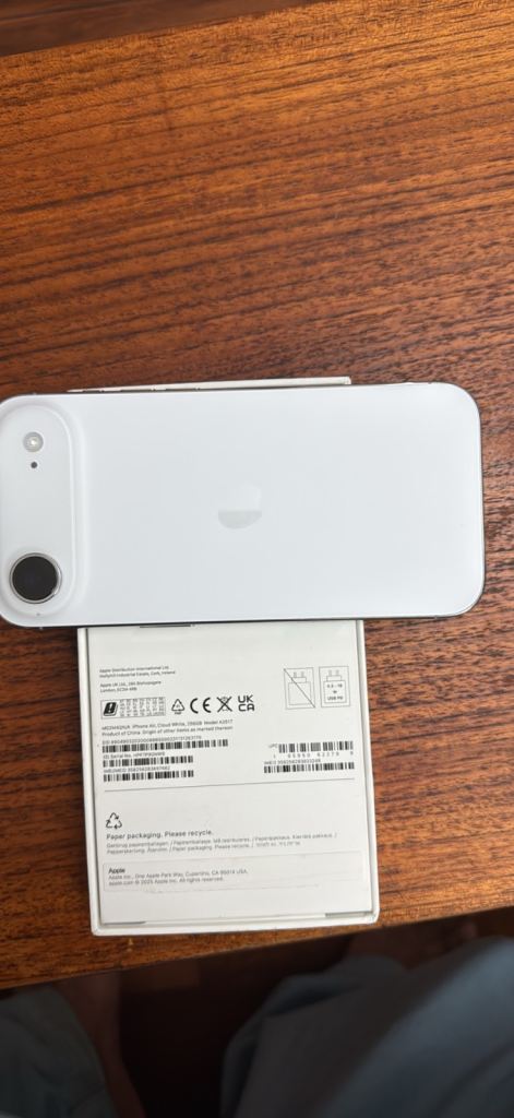 Apple iPhone Air 256GB - White 100%BH