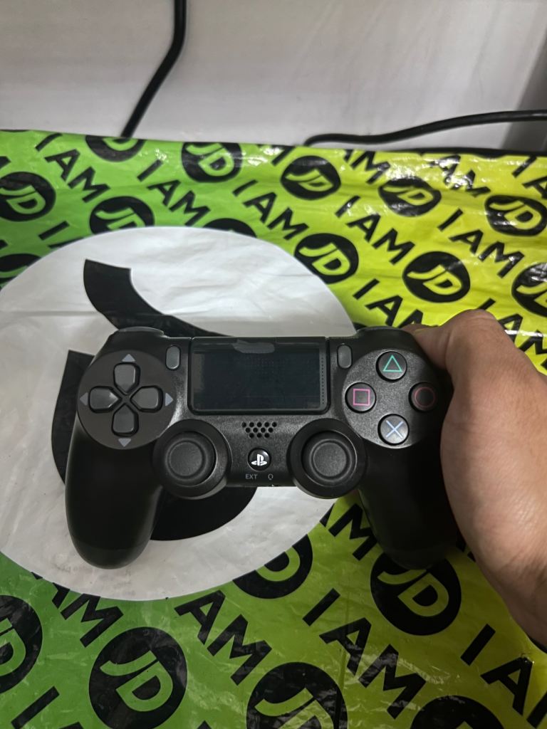 Sony PlayStation PS4 DualShock 4 Wireless Controller Black NEW
