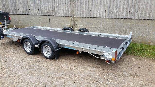 WOODFORD Car Transporter Twin Axle Tilt with Ramps Trailer 16' x 6' 6" - WBT 141