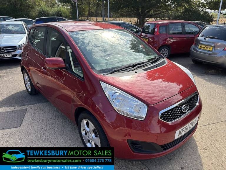 2011 Kia Venga 1.6 2 5dr Auto HATCHBACK PETROL Automatic