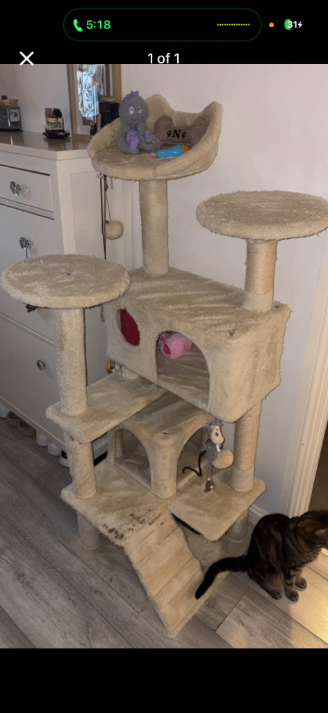 Beige cat tree 
