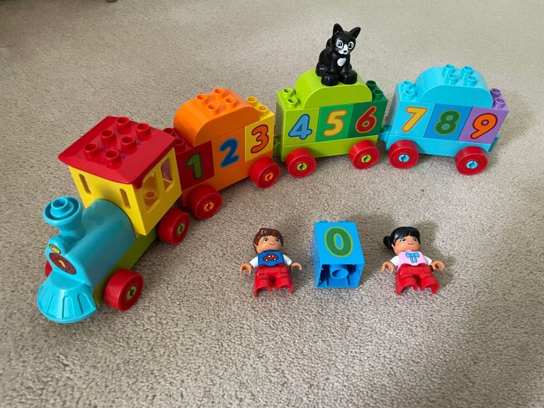 Duplo 10847 Complete Rainbow Numbers Train Set with Figures