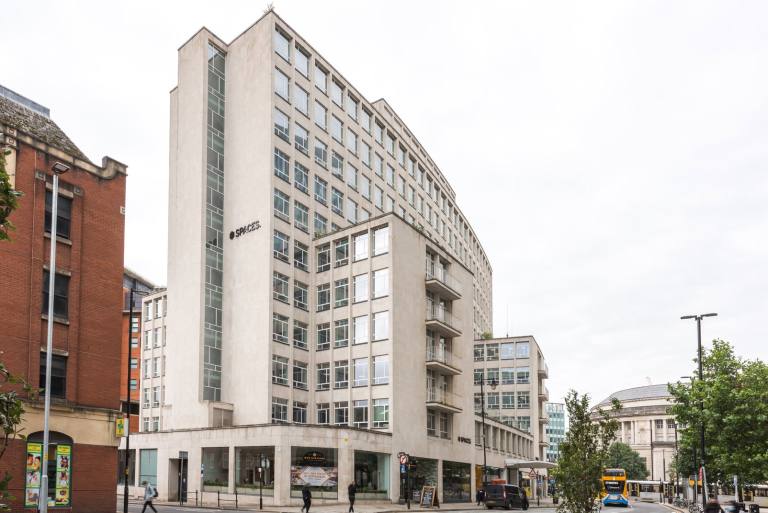 Manchester - M1 5AN \ Serviced Office with 2 Desks
