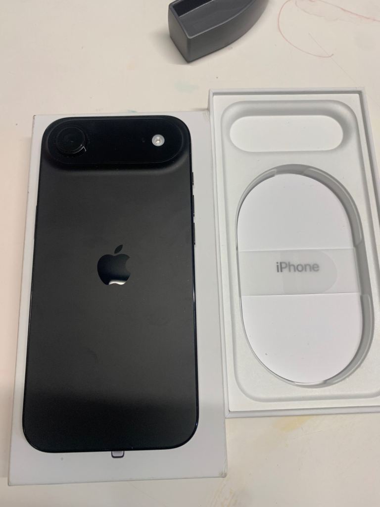 iPhone 17 Air 