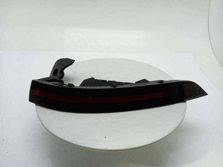 Hyundai Kona Tail Light Rear Lamp O/S 2023-2026 5 Door Hatchback Rh 92402hf000