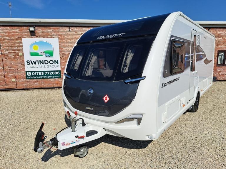 2023 Swift Conqueror 580