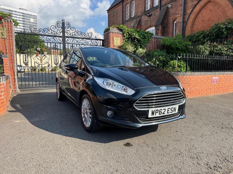 2012 Ford Fiesta 1.6 Titanium 5dr Powershift HATCHBACK Petrol Automatic