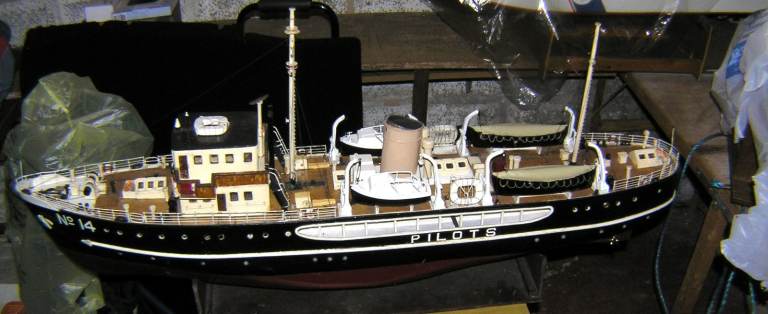 44" Unusual Pilot boat, twin brushless motors. ready to run, just add radio.