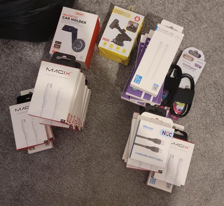 JOBLOT CLEARANCE MOBILE PHONE ACCESSORIES