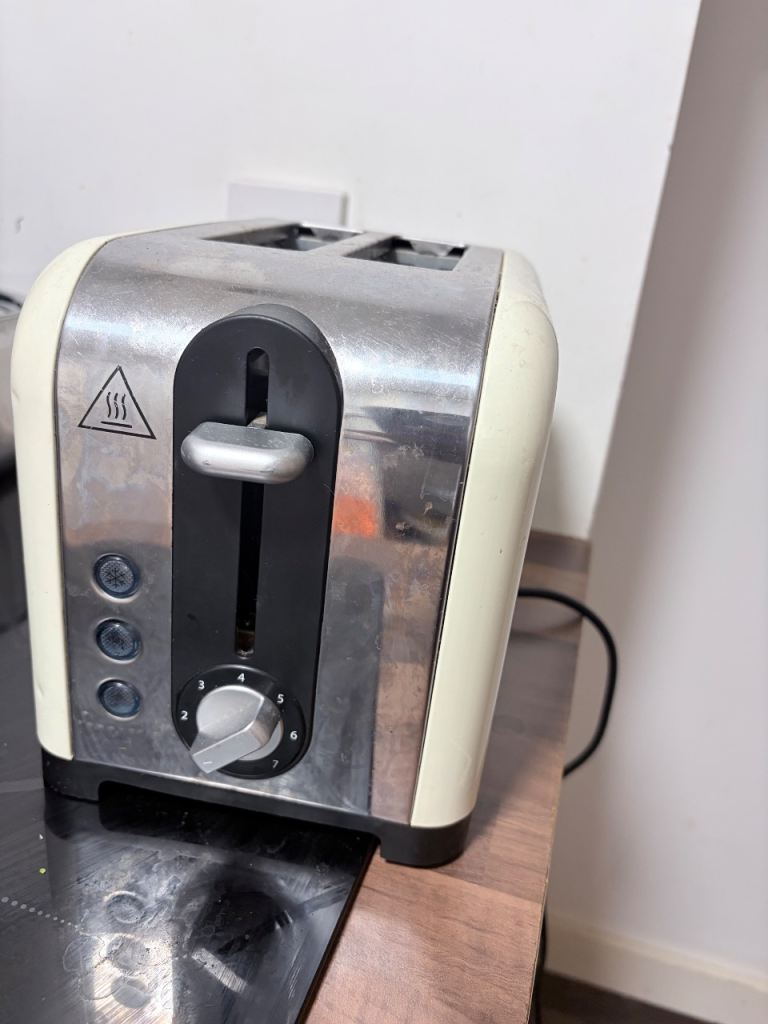 Russel Hobbs bread Toaster