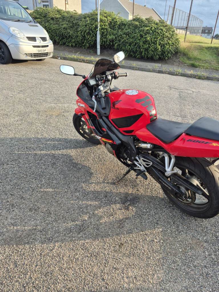 Honda, CBR, 2002, 598 (cc)