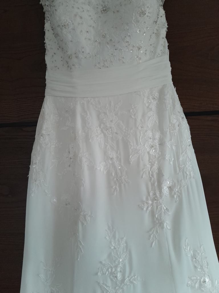 Wedding Dress, Beautiful, Size 10 curvy  