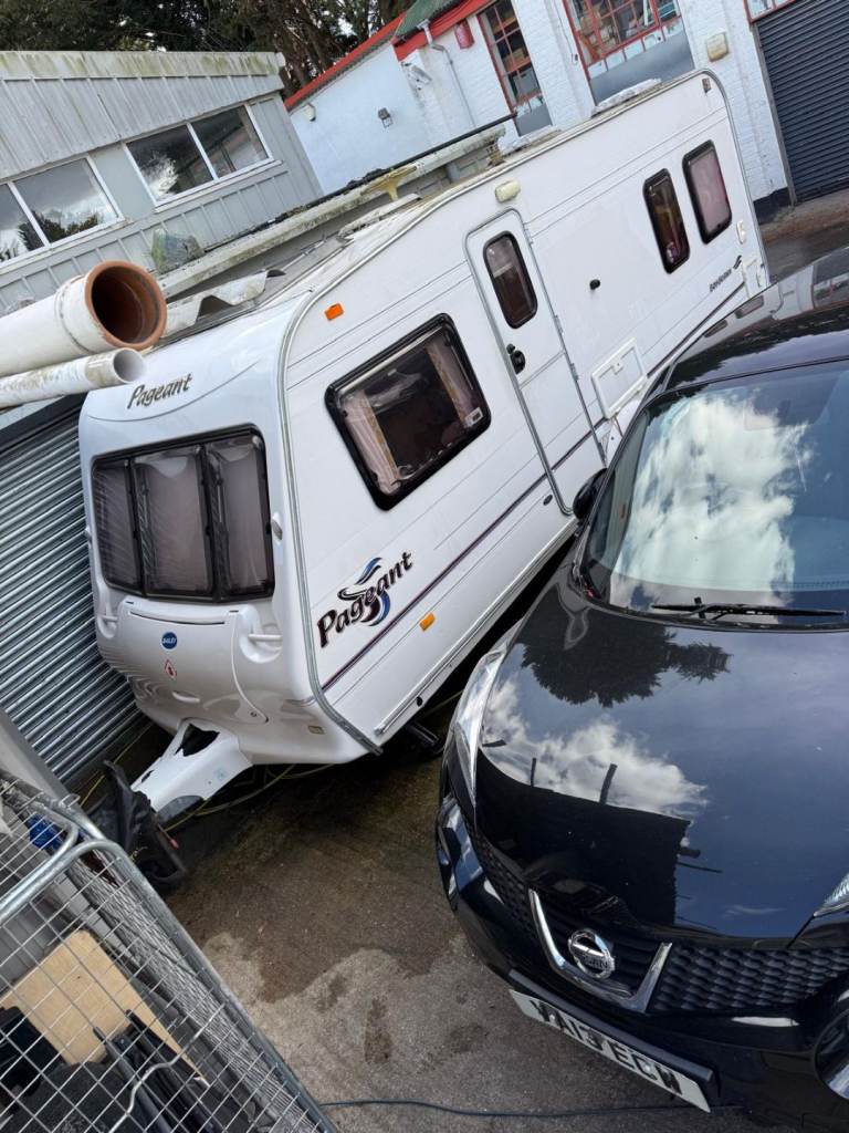 Bailey Pagant Vedee 2004  Birth Caravan