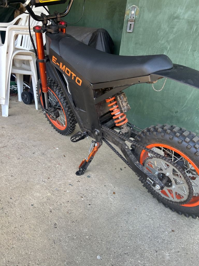 E-MOTO electric dirt bike 