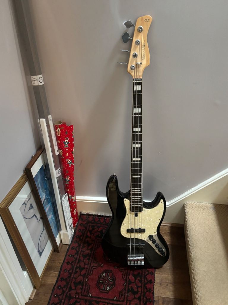 Marcus Miller Sire V7 Bass Guitar – Good Condition