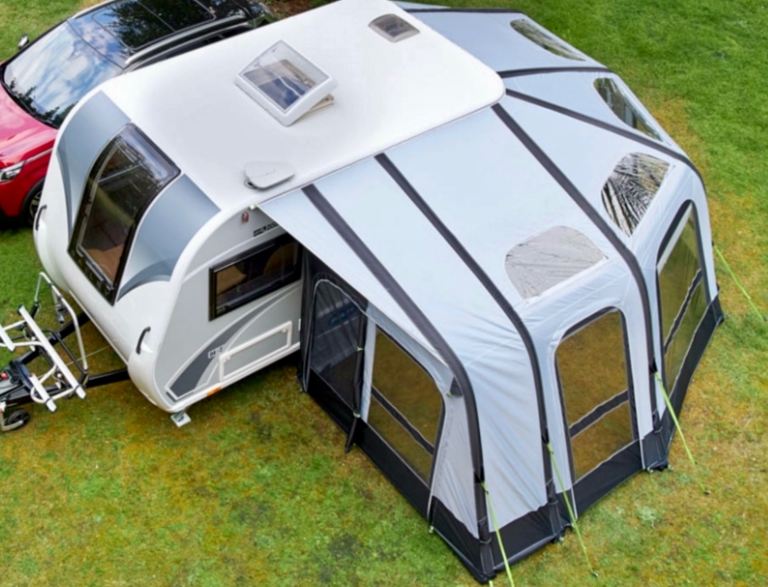 Bailey Discovery D4-2 - 'Prima' Bespoke Wrap Around Air Awning & Bag. 	