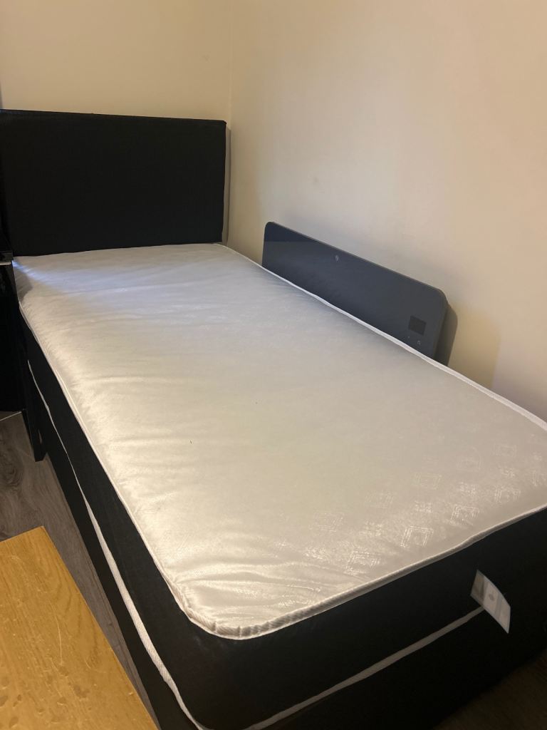 Room to rent LS7 £90 per week 
