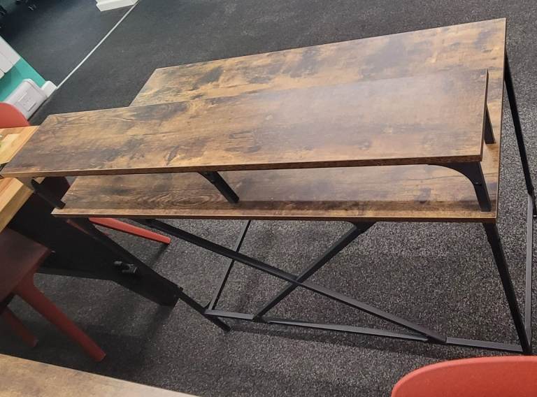Desks Free x3 available