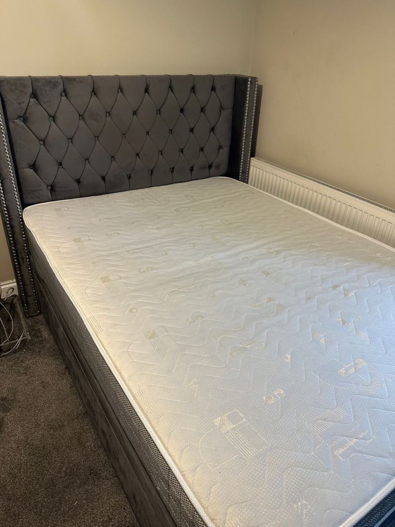 Double velvet ottoman bed 