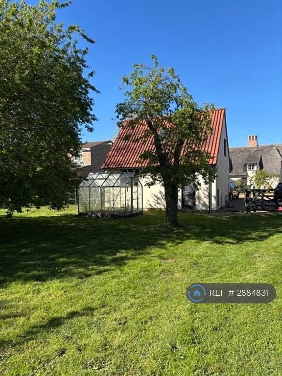1 bedroom flat in Over, Cambridge, CB24 (1 bed) (#2884831)
