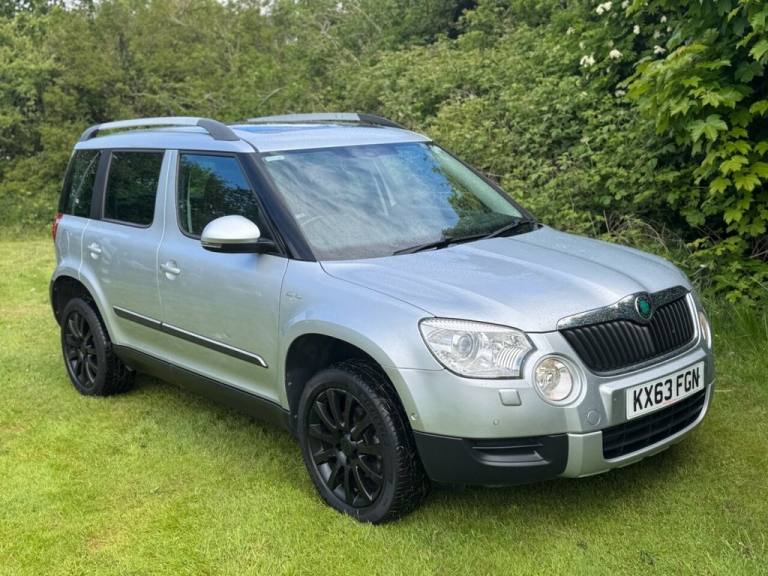 2013 Skoda Yeti 2.0 TDI Laurin & Klement SUV 5dr Diesel DSG 4WD Euro 5 (140 ps) HATCHBACK Diesel ...