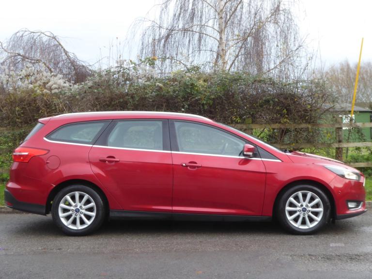 2015 Ford Focus 1.5 TDCi 120 Titanium 5dr EURO 6 ULEZ £20 Road TAX ESTATE Diesel Manual