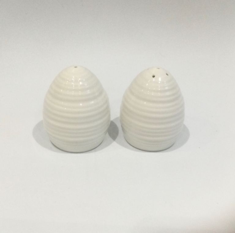 Sophie Conran for Portmeirion white ripple egg shaped salt & pepper shakers