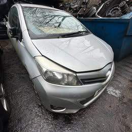 ♻️TOYOTA YARIS 2014 1.3 PETROL BREAKING FOR PARTS♻️