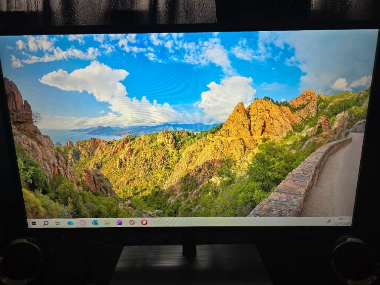 AOC Q3279 LCD 32" Monitor