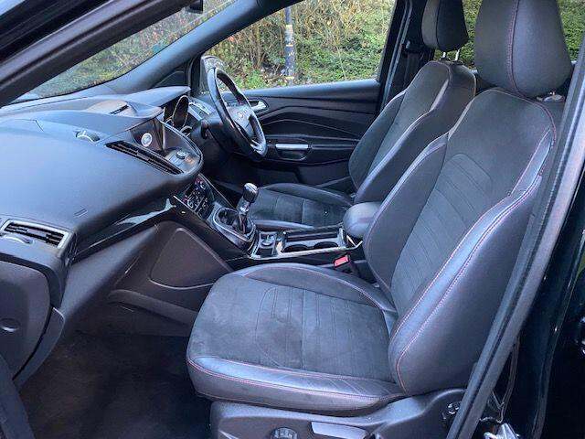 2019 Ford Kuga 1.5T EcoBoost ST-Line Euro 6 (s/s) 5dr HATCHBACK Petrol Manual