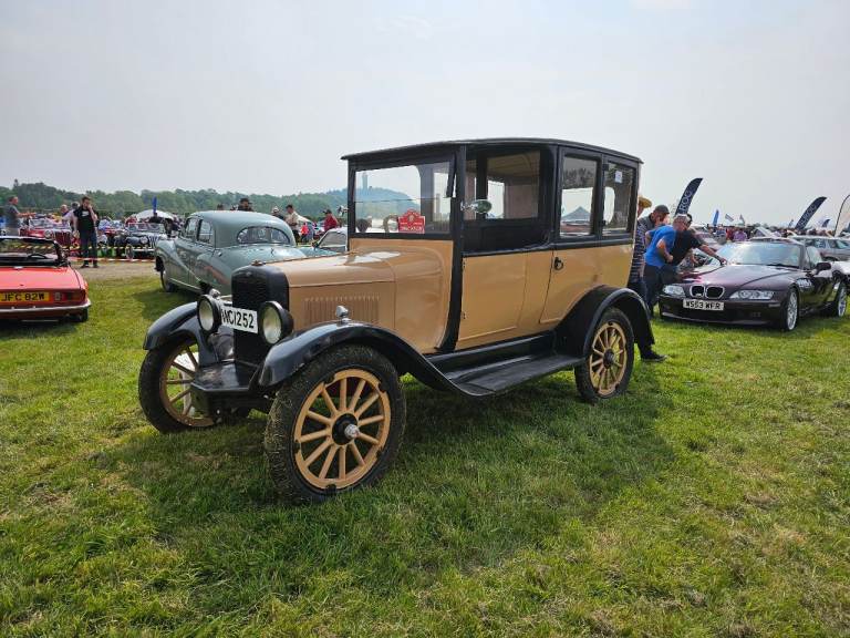 Willys Overland Model 4 Limousine 