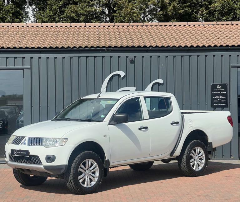 2013 Mitsubishi L200 Double Cab DI-D 4Work 4WD 134Bhp [2010] PICK UP DIESEL Manual