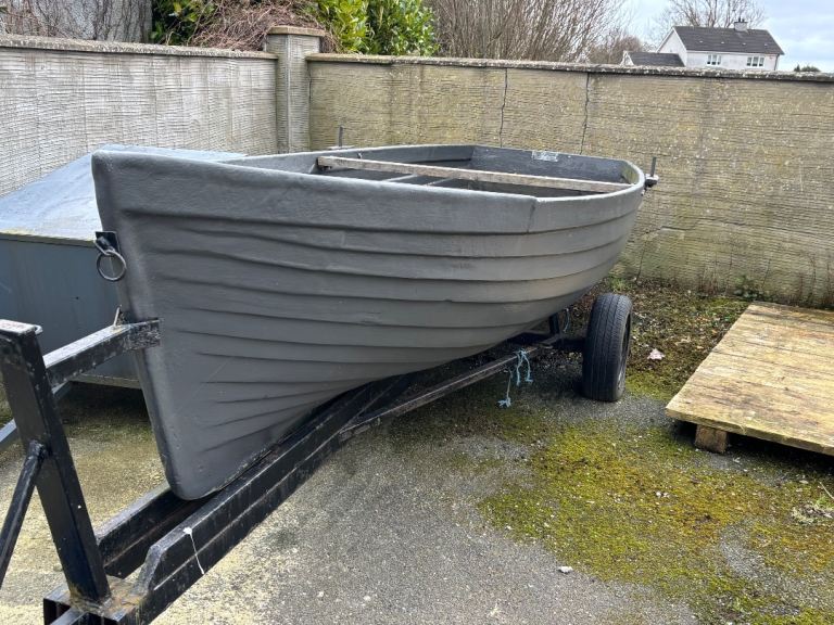 16ft fibreglass boat