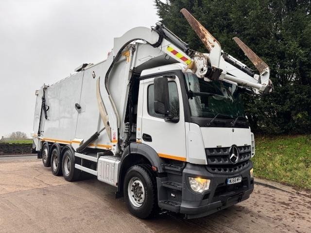 2018 68 Mercedes Arocs 3236 Euro 6 8x4 rear lift/steer Faun front press 538 