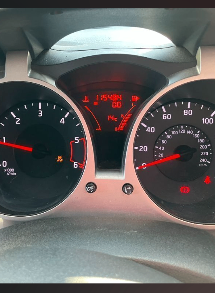 Nissan, JUKE, Hatchback, 2012, Manual, 1461 (cc), 5 doors