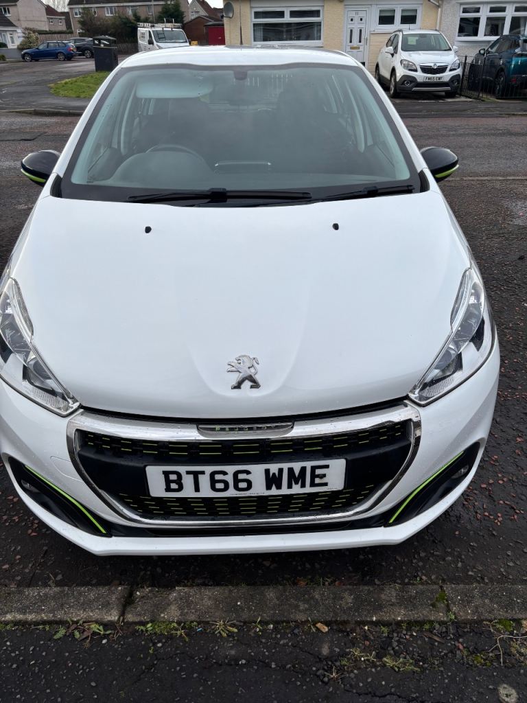 Peugeot, 208, Hatchback, 2016, Manual, 1199 (cc), 5 doors