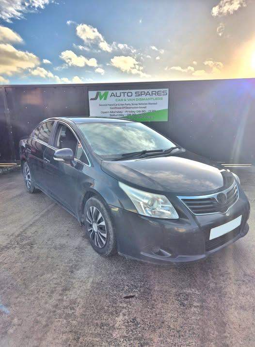 BREAKING ♻ For Parts only ♻️ 2011 Toyota Avensis 2.0 D4d
