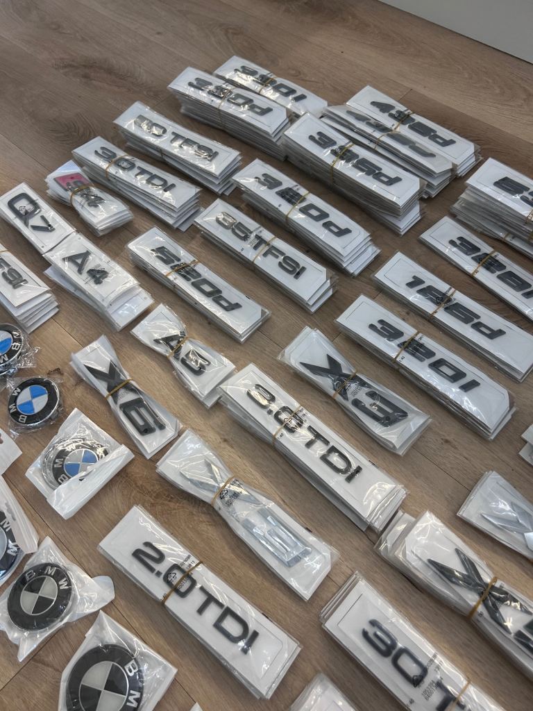 JOB LOT Car Badges & Keyrings RRP £2,700+