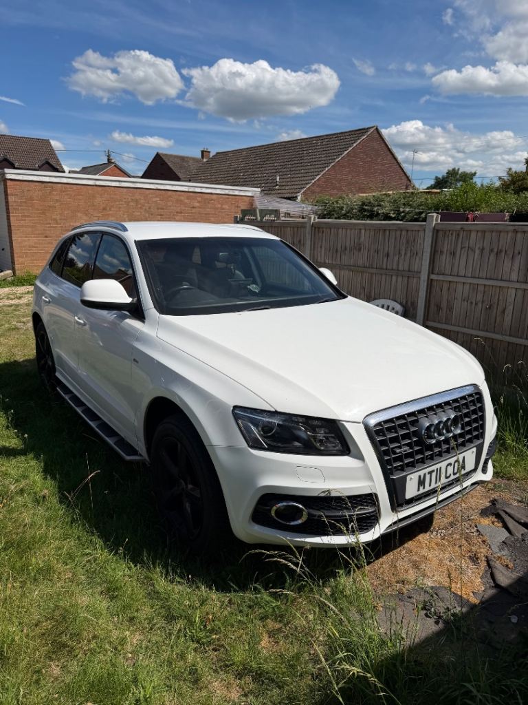 Audi, Q5, Estate, 2011, Manual, 1968 (cc), 5 doors