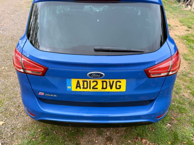 2012 FORD FIESTA B-MAX - £20 ROAD TAX - 1 YEARS MOT