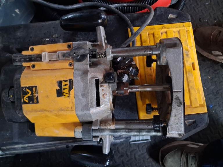 Dewalt plunge router