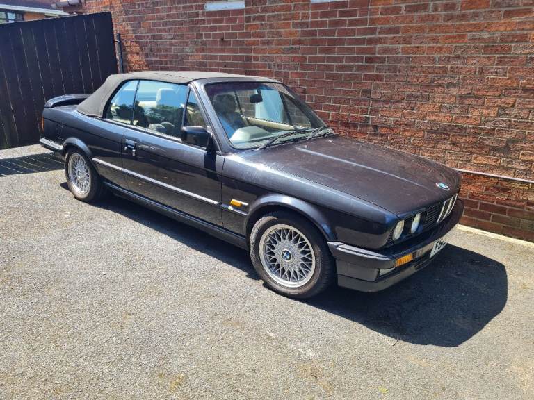 1988 BMW E30 325i Convertible