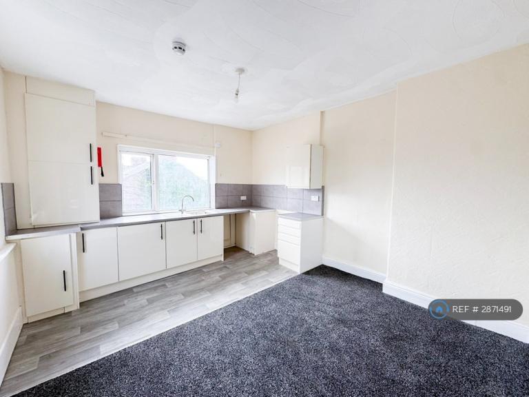 1 bedroom flat in Chepstow Road, Newport, NP19 (1 bed) (#2871491)