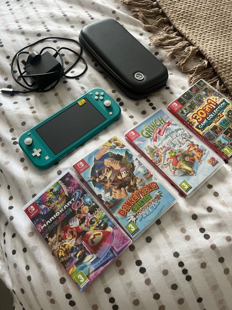 Nintendo Switch Lite Turquoise Bundle 