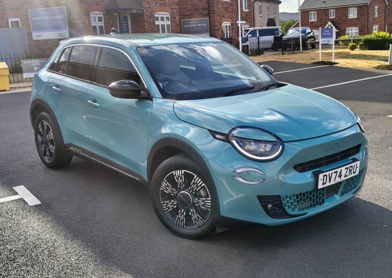 FIAT 600 1.2 PETROL HYBRID AUTOMATIC ULEZ  2024 LOW MILES
