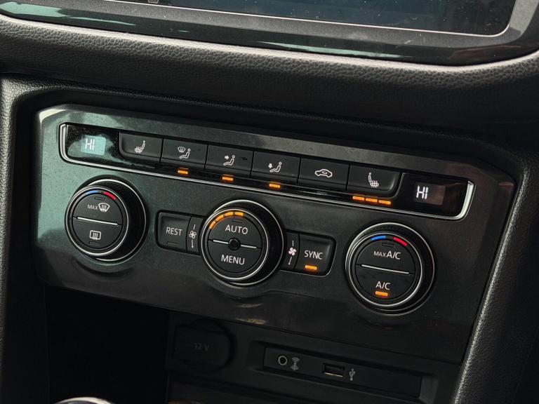  Volkswagen Tiguan 2.0 TDI R-Line Euro 6 (s/s) 5dr Diesel Manual